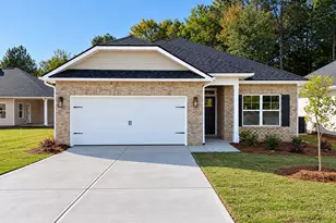 202 Chaucer Ln, Carrollton, GA 30117 - Photo 1