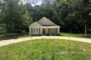 138 Martha St, Lagrange, GA 30240 - Photo 1