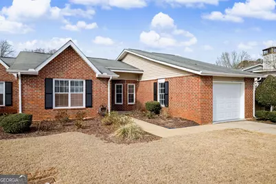 130 Cornwallis Way, Fayetteville, GA 30214 - Photo 2
