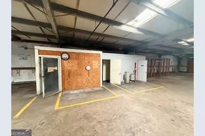 418 S Railroad Avenue, Twin City, GA 30471 - Photo 16