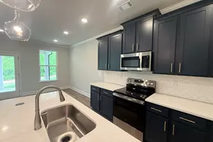 5665 Overview Dr, Flowery Branch, GA 30542 - Photo 10