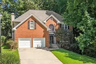 1227 Camden Hunt Dr, Lawrenceville, GA 30043 - Photo 2
