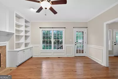 1227 Camden Hunt Drive, Lawrenceville, GA 30043 - Photo 8