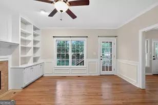 1227 Camden Hunt Dr, Lawrenceville, GA 30043 - Photo 8