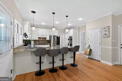 1227 Camden Hunt Drive, Lawrenceville, GA 30043 - Photo 8