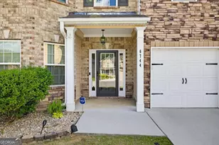 6744 Oak Hill Pl, Fairburn, GA 30213 - Photo 4
