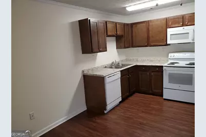 320 Coney Street #APT 3, Dublin, GA 31021 - Photo 2