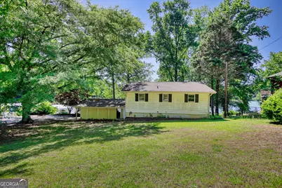 2286 NE E Lake Drive, Conyers, GA 30012 - Photo 16