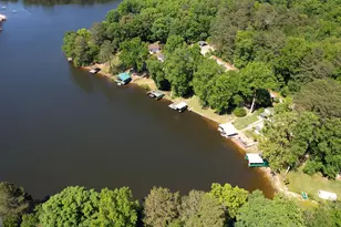 2286 NE E Lake Dr, Conyers, GA 30012 - Photo 4