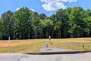 148 Chaucer Ln, Carrollton, GA 30117 - Photo 1