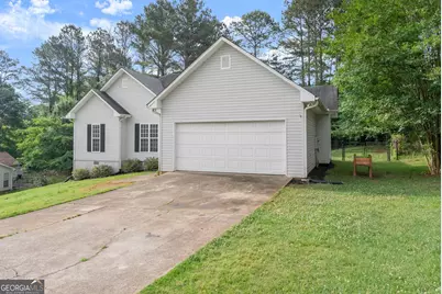 4302 Woodglenn Drive, Gainesville, GA 30507 - Photo 2