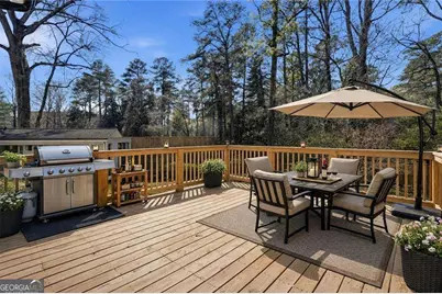 1696 Dunwoody Place NE, Brookhaven, GA 30324 - Photo 12