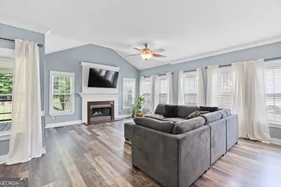 190 Chesterfield Dr, Newnan, GA 30265 - Photo 18