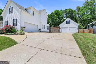 190 Chesterfield Dr, Newnan, GA 30265 - Photo 2
