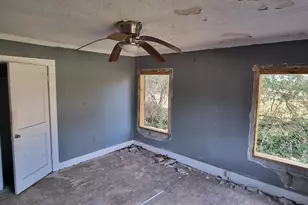 19 Landers St, Newnan, GA 30263 - Photo 24