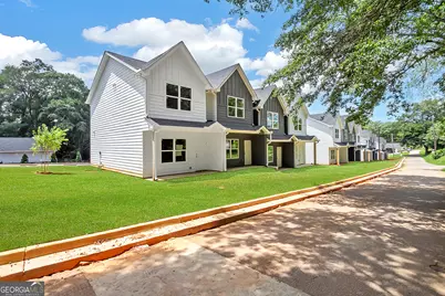 50 S Jackson Street #UNIT 202, Forsyth, GA 31029 - Photo 1