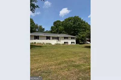 157 Jennifer Lane NW, Lilburn, GA 30047 - Photo 2