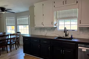 1962 Joanne Dr, Loganville, GA 30052 - Photo 2