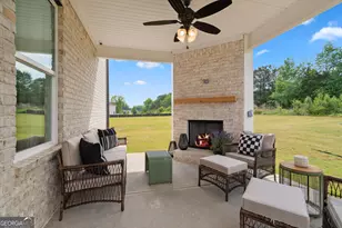 141 Dohrn Dr, Loganville, GA 30052 - Photo 20