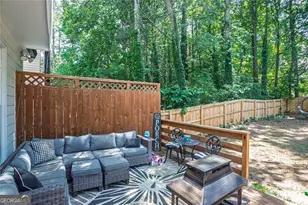 2562 Forest Meadow Ln, Lawrenceville, GA 30043 - Photo 12