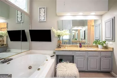 2562 Forest Meadow Lane, Lawrenceville, GA 30043 - Photo 38