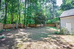 2562 Forest Meadow Ln, Lawrenceville, GA 30043 - Photo 14
