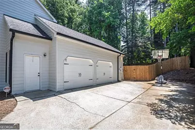 2562 Forest Meadow Lane, Lawrenceville, GA 30043 - Photo 16