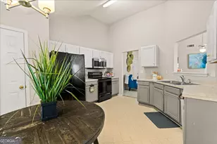 3875 Micah Ln, Ellenwood, GA 30294 - Photo 16