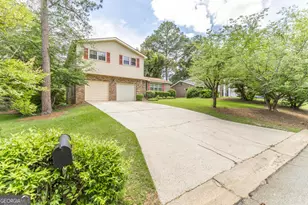 315 Donna Dr, Warner Robins, GA 31088 - Photo 2