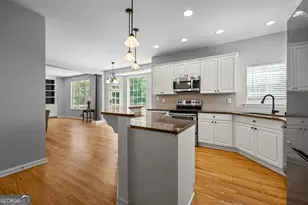 210 Jefferson Woods Dr, Peachtree City, GA 30269 - Photo 8