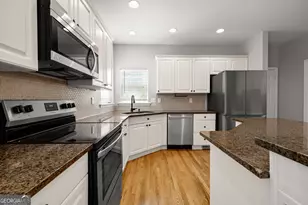 210 Jefferson Woods Dr, Peachtree City, GA 30269 - Photo 10