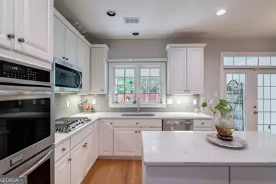 1778 Emory Ridge Drive NE, Atlanta, GA 30329 - Photo 12