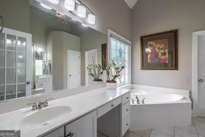 1778 Emory Ridge Drive NE, Atlanta, GA 30329 - Photo 18