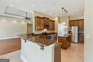 190 Lakes Dr, Brunswick, GA 31523 - Photo 10