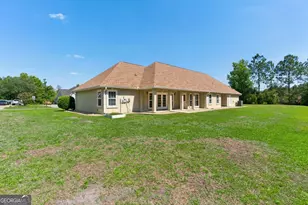 190 Lakes Dr, Brunswick, GA 31523 - Photo 34