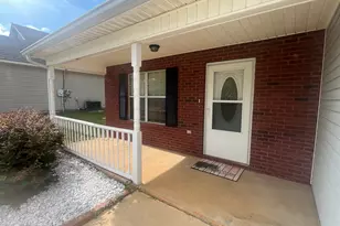 224 Sunflower Dr, Bonaire, GA 31005 - Photo 2