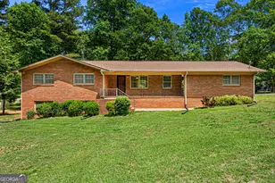 380 Pine Valley Dr, Royston, GA 30662 - Photo 1