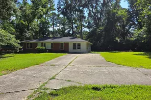 2741 Coral Way, Macon, GA 31211 - Photo 2