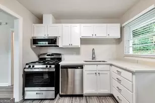 551 Wimbledon Unit A, Atlanta, GA 30324 - Photo 4
