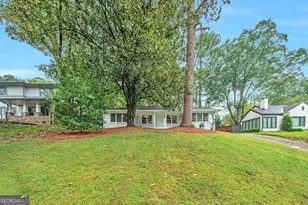 551 Wimbledon Unit A, Atlanta, GA 30324 - Photo 2