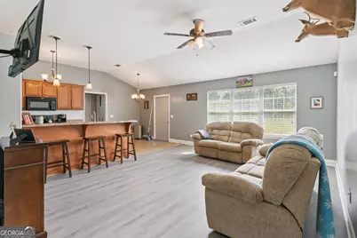 472 Hawks Landing Drive, Waynesville, GA 31566 - Photo 8