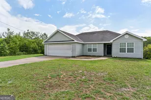 472 Hawks Landing Dr, Waynesville, GA 31566 - Photo 4