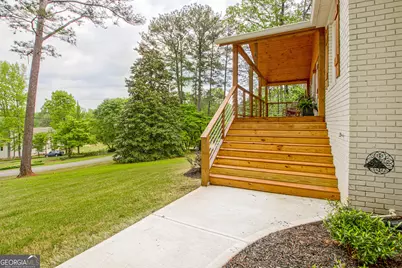 29 Red Bud Trail, Newnan, GA 30263 - Photo 10