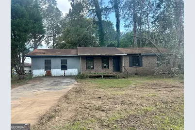 102 Brown Drive, Warner Robins, GA 31093 - Photo 1