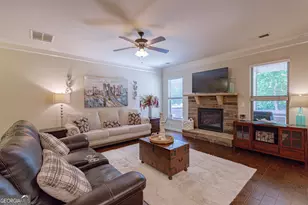 260 Savannah Dr, Senoia, GA 30276 - Photo 18