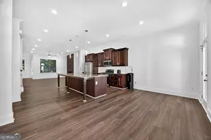 712 Avondale Hills Dr, Decatur, GA 30032 - Photo 4