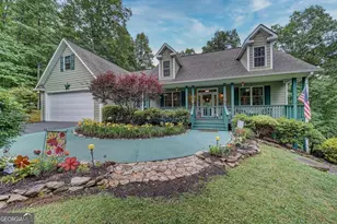 1514 Smithfield Ln, Young Harris, GA 30582 - Photo 2