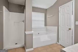 5836 Wellborn Creek Dr, Lithonia, GA 30058 - Photo 24