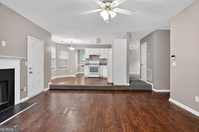 5836 Wellborn Creek Drive, Lithonia, GA 30058 - Photo 14