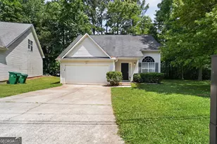 5836 Wellborn Creek Dr, Lithonia, GA 30058 - Photo 1